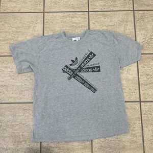 Adidas Men's Grey T-shirt